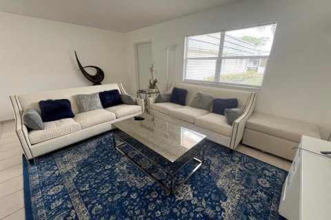 Condo in Delray Beach, Florida, 1 bedroom  № 2154008 - photo 9
