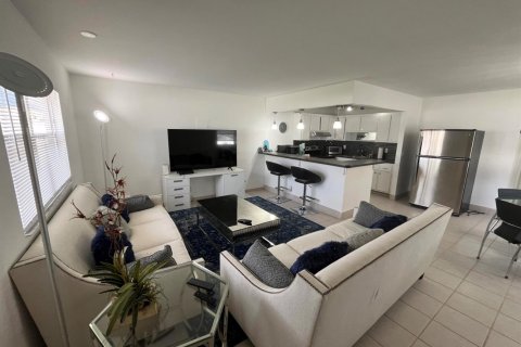 Condo in Delray Beach, Florida, 1 bedroom  № 2154008 - photo 4