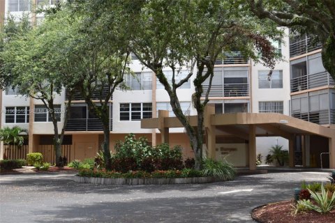 Casa en venta en Pembroke Pines, Florida, 3 dormitorios, 121.7 m2 № 2025090 - foto 24