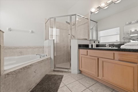 Villa ou maison à louer à Davenport, Floride: 5 chambres, 231.23 m2 № 2117244 - photo 29