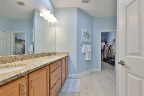 House in Sun City Center, Florida 2 bedrooms, 172.24 sq.m. № 2094877 - photo 7
