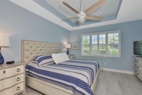 House in Sun City Center, Florida 2 bedrooms, 172.24 sq.m. № 2094877 - photo 5