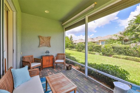 House in Sun City Center, Florida 2 bedrooms, 172.24 sq.m. № 2094877 - photo 21