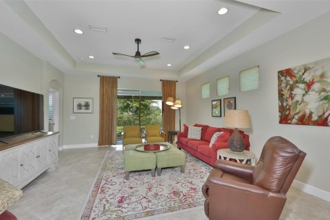 House in Sun City Center, Florida 2 bedrooms, 172.24 sq.m. № 2094877 - photo 20