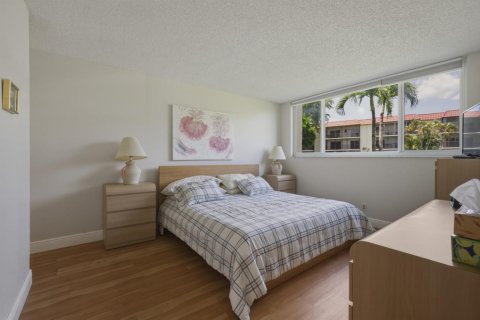 Condo in Pembroke Pines, Florida, 1 bedroom  № 2175548 - photo 3