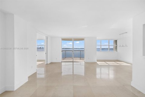 Купить кондоминиум в Майами, Флорида 3 спальни, 133.13м2, № 2067805 - фото 7