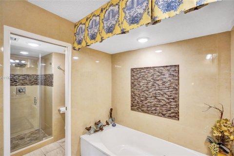 Condo in Aventura, Florida, 2 bedrooms  № 1989833 - photo 6