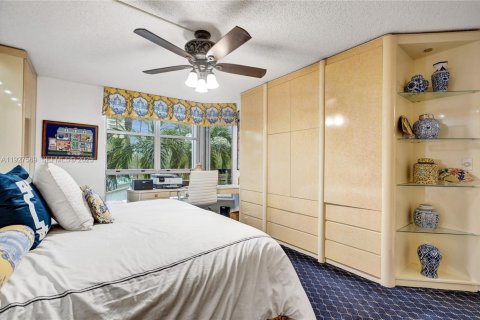Condo in Aventura, Florida, 2 bedrooms  № 1989833 - photo 29