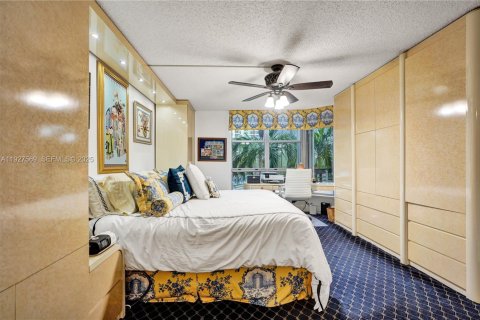 Condo in Aventura, Florida, 2 bedrooms  № 1989833 - photo 28