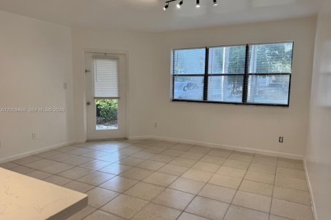 Copropriété à louer à Hollywood, Floride: 1 chambre, 60.39 m2 № 2264304 - photo 10