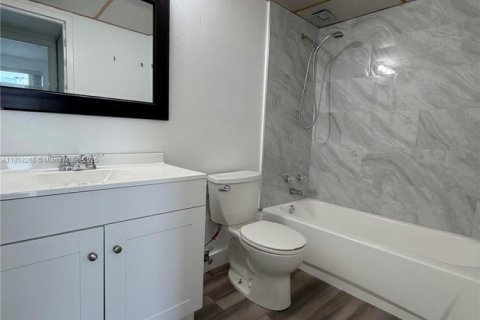 Купить кондоминиум в Санни-Айлс-Бич, Флорида 2 спальни, 71.26м2, № 1955943 - фото 15