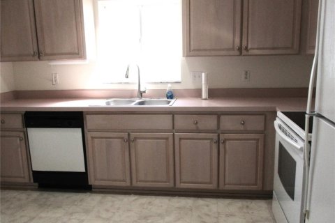 House in Dunnellon, Florida 2 bedrooms, 134.34 sq.m. № 1899276 - photo 13
