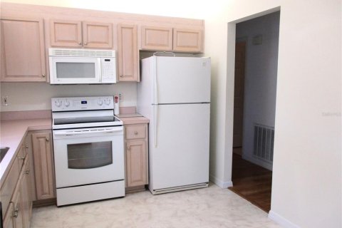 House in Dunnellon, Florida 2 bedrooms, 134.34 sq.m. № 1899276 - photo 16