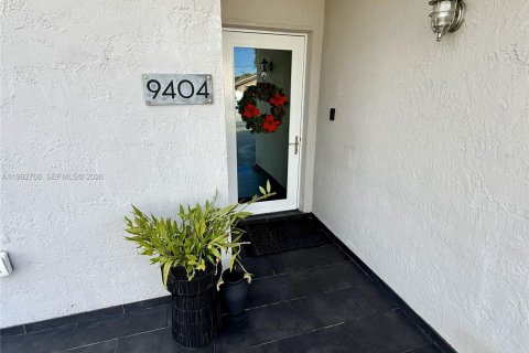 Condominio en venta en Miami, Florida, 4 dormitorios, 199.74 m2 № 2056693 - foto 3