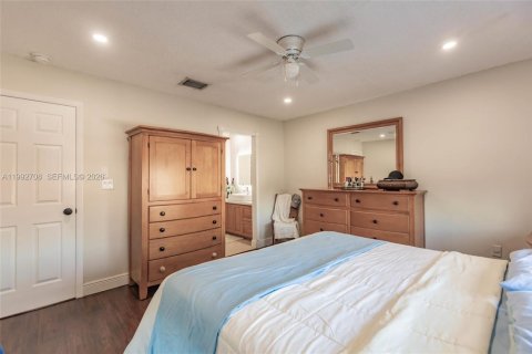 Condominio en venta en Miami, Florida, 4 dormitorios, 199.74 m2 № 2056693 - foto 30