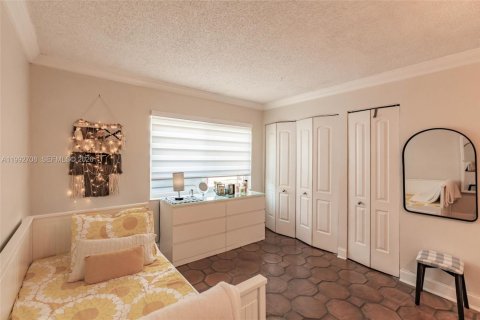 Condominio en venta en Miami, Florida, 4 dormitorios, 199.74 m2 № 2056693 - foto 22