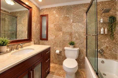 Villa ou maison à vendre à Miami, Floride: 5 chambres, 205.59 m2 № 2417588 - photo 18