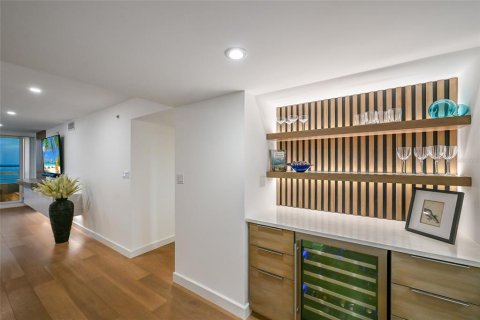 Condominio en venta en Sarasota, Florida, 2 dormitorios, 144.46 m2 № 2101571 - foto 2