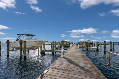 Condominio en venta en Sarasota, Florida, 2 dormitorios, 144.46 m2 № 2101571 - foto 25