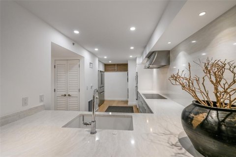 Condominio en venta en Sarasota, Florida, 2 dormitorios, 144.46 m2 № 2101571 - foto 4