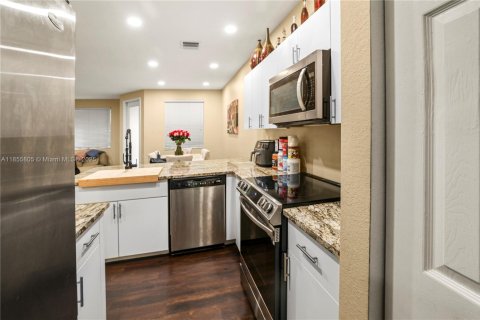 Touwnhouse à louer à North Lauderdale, Floride: 3 chambres, 152.36 m2 № 1880261 - photo 3