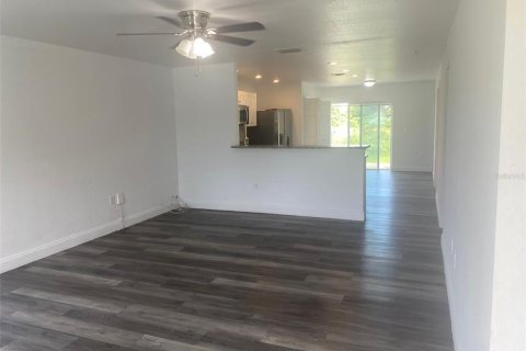 Casa en alquiler en Bartow, Florida, 3 dormitorios, 122.63 m2 № 1903388 - foto 5