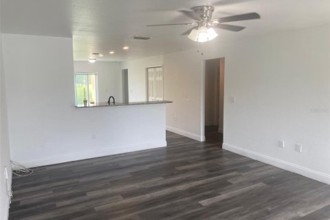 Casa en alquiler en Bartow, Florida, 3 dormitorios, 122.63 m2 № 1903388 - foto 3