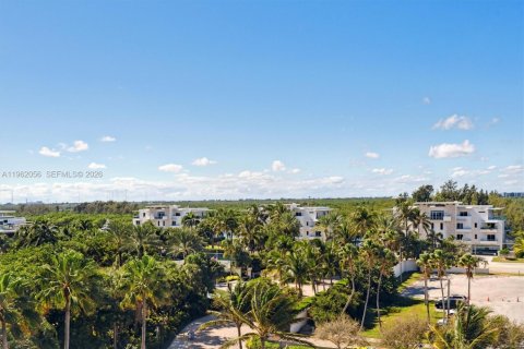 Снять в аренду кондоминиум в Холливуд, Флорида 3 спальни, 193.05м2, № 2026202 - фото 20