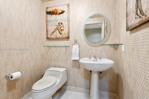 Снять в аренду кондоминиум в Холливуд, Флорида 3 спальни, 193.05м2, № 2026202 - фото 14