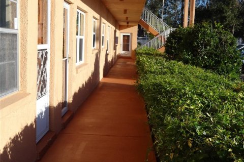 Condo in Saint Petersburg, Florida, 2 bedrooms  № 1832555 - photo 2