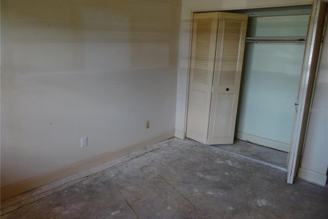 Condo in Saint Petersburg, Florida, 2 bedrooms  № 1832555 - photo 6