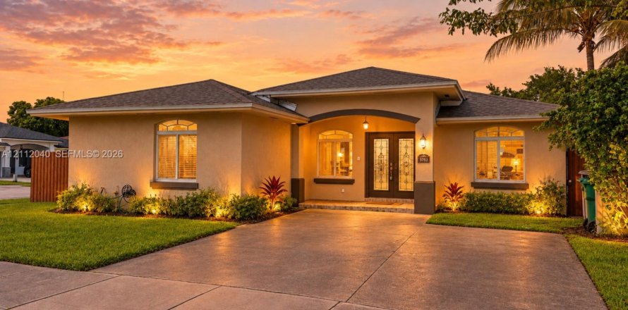 Villa ou maison à Miami Gardens, Floride 4 chambres, 155.43 m2 № 2431966