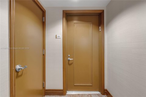 Купить кондоминиум в Майами, Флорида 1 спальня, 91.23м2, № 2014791 - фото 15