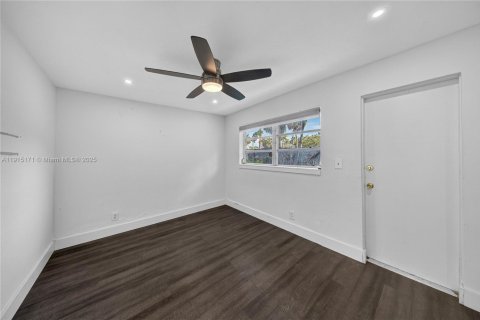 Condo in Fort Lauderdale, Florida, 2 bedrooms  № 1973647 - photo 19
