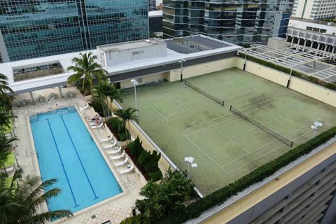 Condo in Miami, Florida, 2 bedrooms  № 1888779 - photo 7