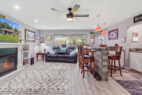 House in Homosassa, Florida 3 bedrooms, 203.64 sq.m. № 2367033 - photo 9