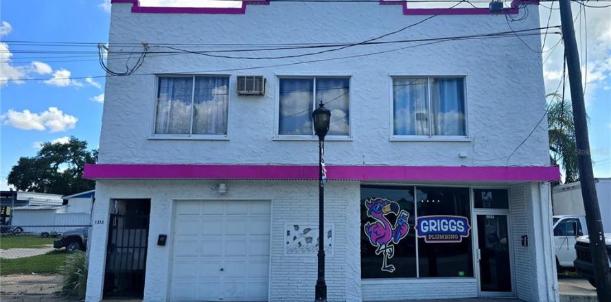 Immobilier commercial à Bradenton, Floride 512.36 m2 № 2227082