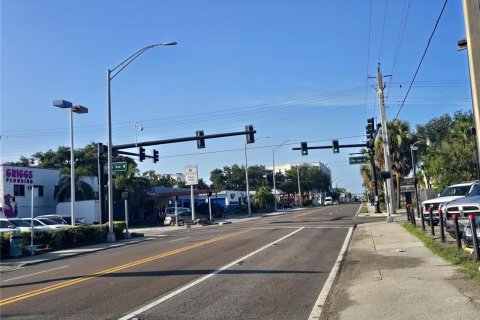 Immobilier commercial à vendre à Bradenton, Floride: 512.36 m2 № 2227082 - photo 6