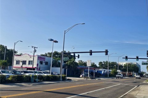 Immobilier commercial à vendre à Bradenton, Floride: 512.36 m2 № 2227082 - photo 5
