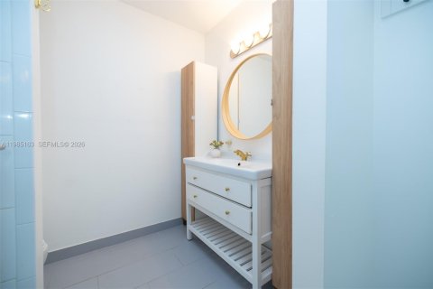 Купить таунхаус в Майами, Флорида 2 спальни, 111.48м2, № 2062499 - фото 6