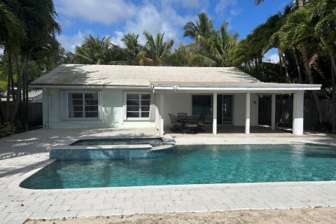 House in Fort Lauderdale, Florida 3 bedrooms, 175.03 sq.m. № 2187953 - photo 5