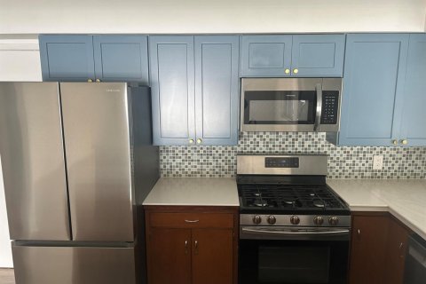 House in Fort Lauderdale, Florida 3 bedrooms, 175.03 sq.m. № 2187953 - photo 6