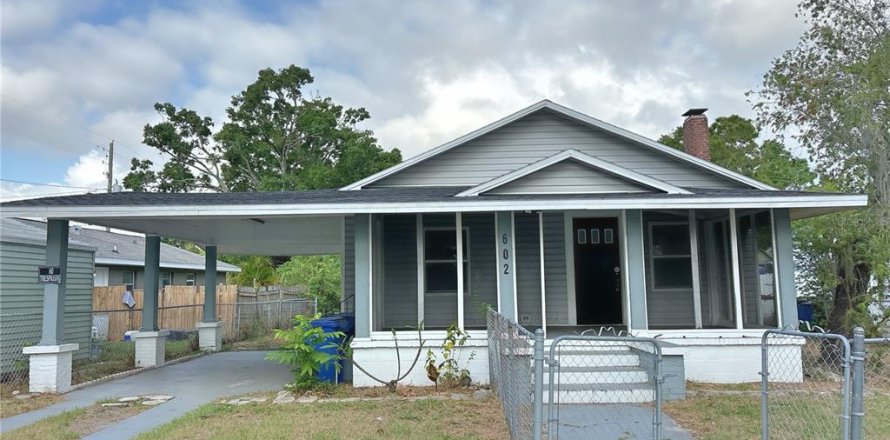 House in Mulberry, Florida 3 bedrooms, 120.4 sq.m. № 1662747