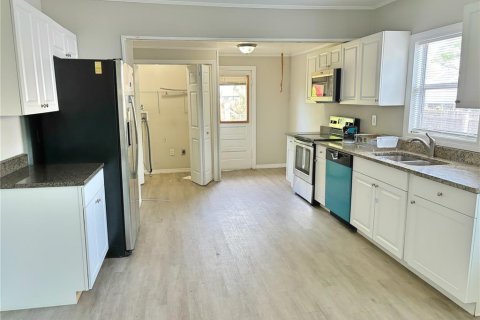 Casa en venta en Mulberry, Florida, 3 dormitorios, 120.4 m2 № 1662747 - foto 12