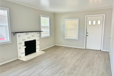 Casa en venta en Mulberry, Florida, 3 dormitorios, 120.4 m2 № 1662747 - foto 8