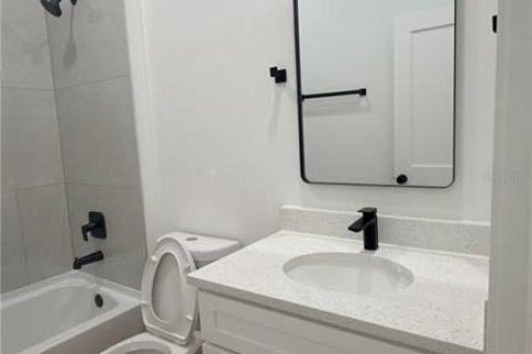 Villa ou maison à louer à Ocala, Floride: 4 chambres, 176.14 m2 № 2406438 - photo 16