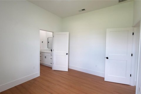 Villa ou maison à louer à Ocala, Floride: 4 chambres, 176.14 m2 № 2406438 - photo 13