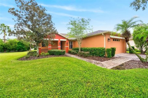 Villa ou maison à vendre à Poinciana, Floride: 2 chambres, 143.81 m2 № 2403514 - photo 4