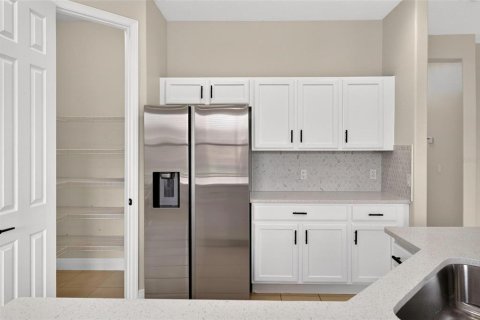 Villa ou maison à vendre à Poinciana, Floride: 2 chambres, 143.81 m2 № 2403514 - photo 21