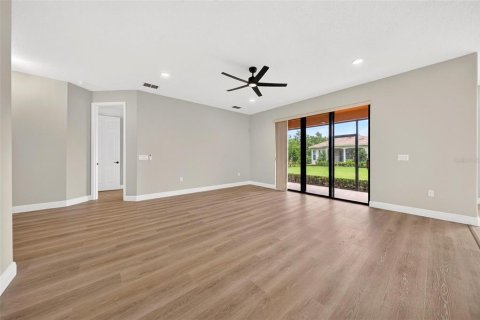 Villa ou maison à vendre à Poinciana, Floride: 2 chambres, 143.81 m2 № 2403514 - photo 14